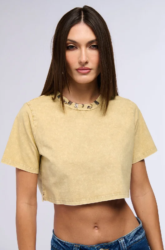 SIMPLE AND CUTE EMBELLISHED NECKLINE SHIRT IN LIGHT BROWN