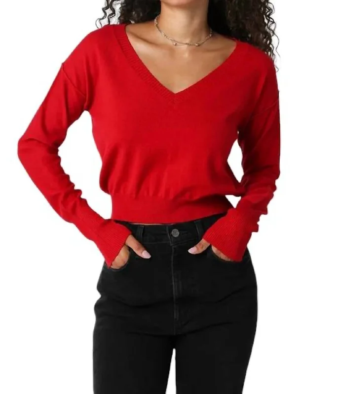 Loren V Neck Sweater In Scarlet