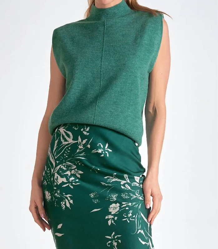 Savannah Top In Dark Green